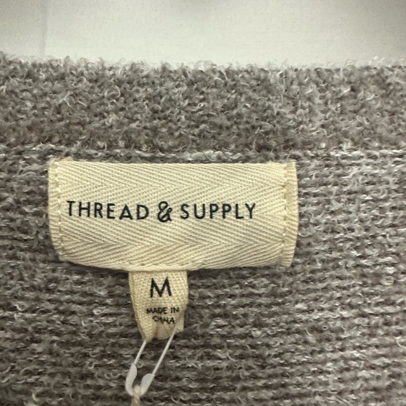 Thread And Supply Cozy Life Perch Top Size Medium Gray Loungewear Crop Oversized - Picture 3 of 6
